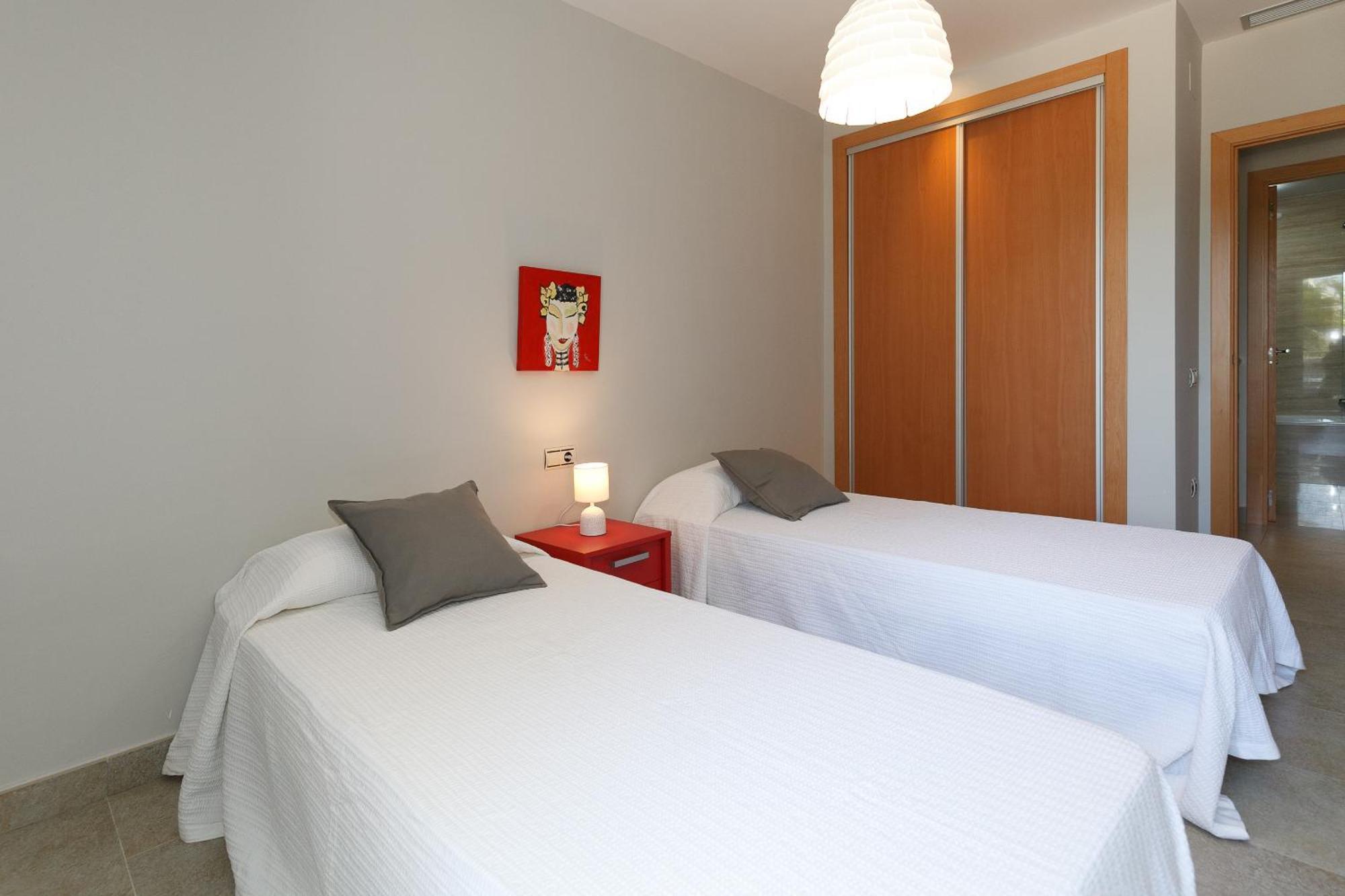 Uhc Mar Augusta Family Complex Daire Cambrils Oda fotoğraf