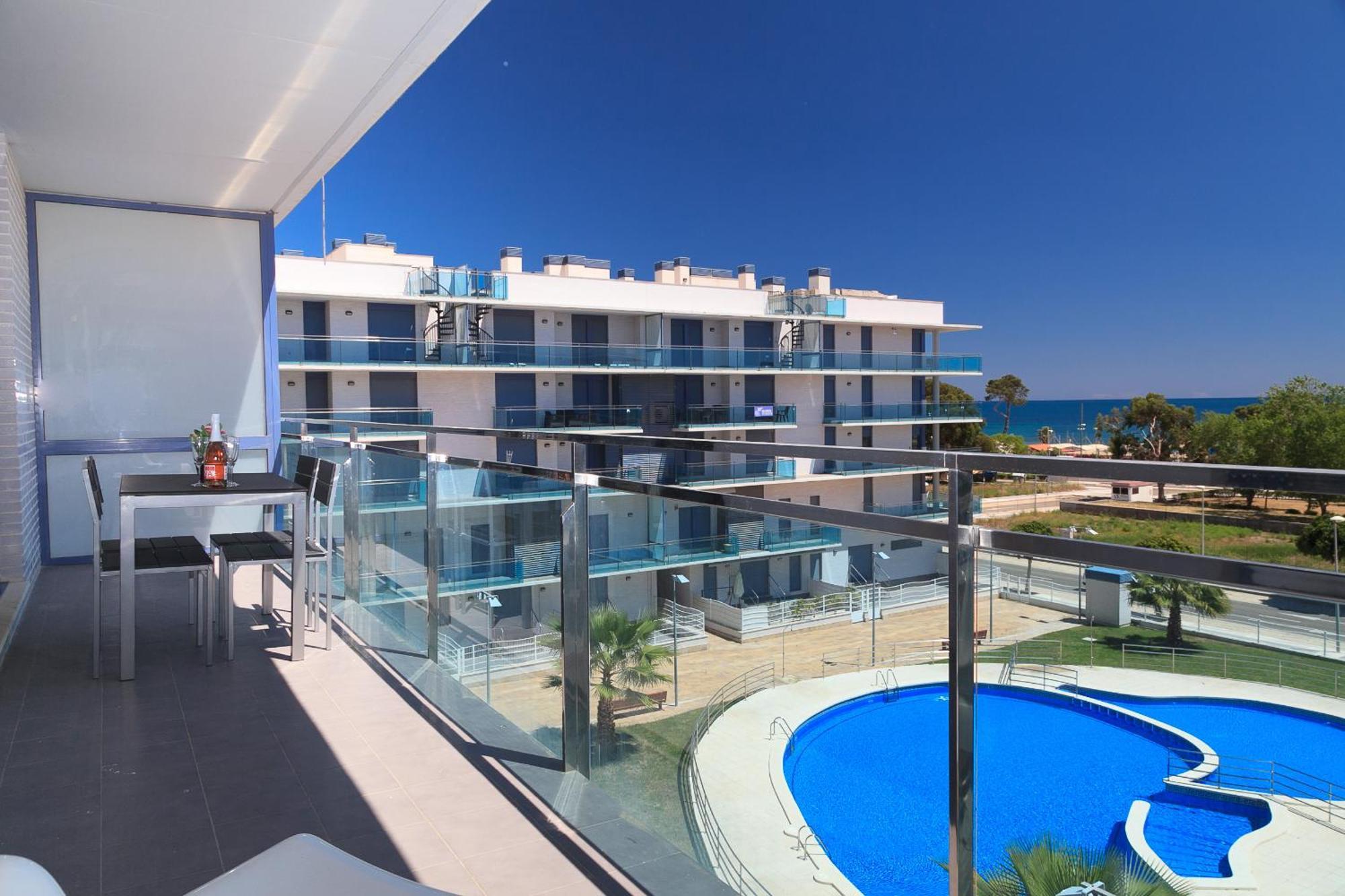 Uhc Mar Augusta Family Complex Daire Cambrils Oda fotoğraf